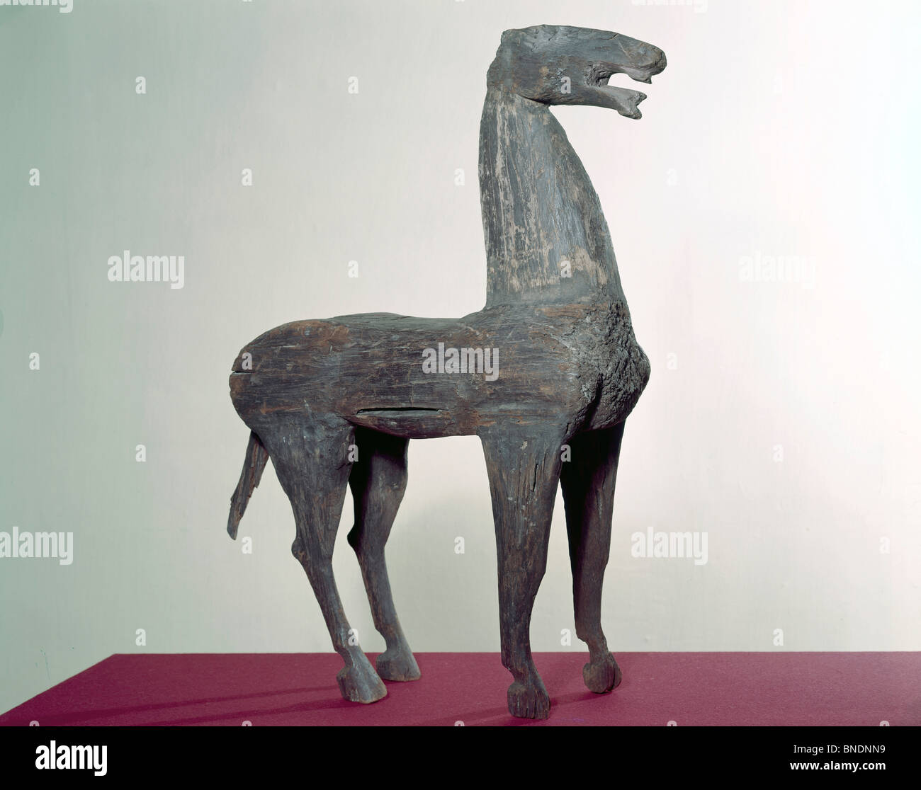 USA, New York City, Museum of Modern Art., hölzernes Pferd Figur, chinesische Kunst, Stockfoto