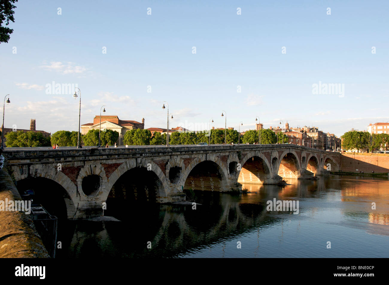 Der Pont Neuf über Fluss Garonne. Toulouse.France Stockfoto