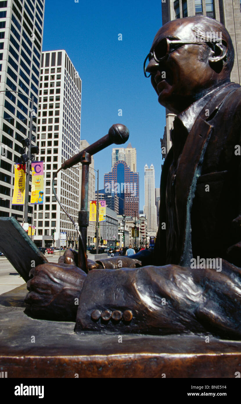USA, Illinois, Chicago, Jack Brickhouse Statue USA, Illinois, Chicago, Jack Brickhouse Statue