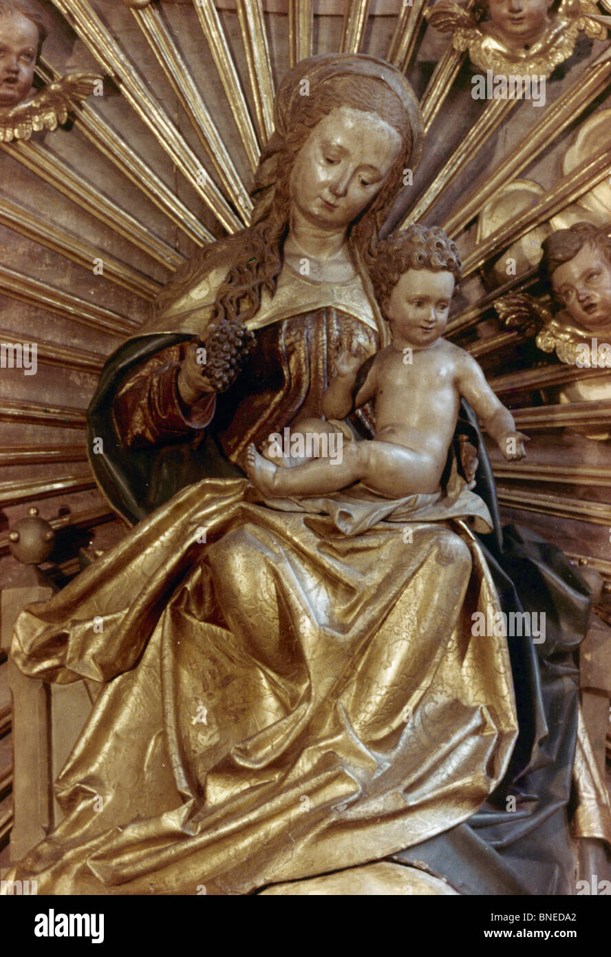 Österreich, Salzburg, Franziskaner Kirche, Madonna und Kind von Michael Pacher, Holz, 1495, ca. 1435-1498 Stockfoto