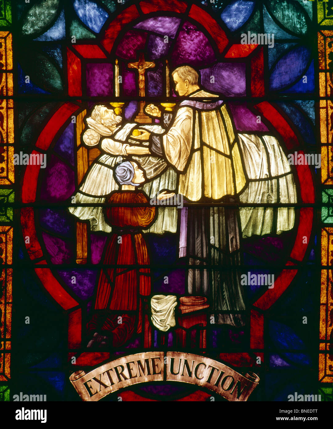 USA, New York City, Kirche Our Lady of Pompeii, Glasmalerei mit Ölung Stockfoto