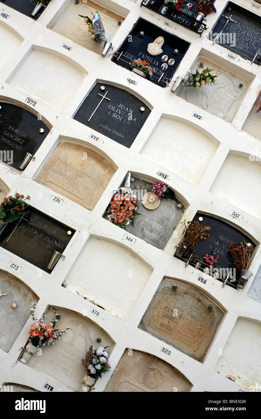 Der Friedhof Sant Sebastia in Sitges, Katalonien, Spanien. Stockfoto