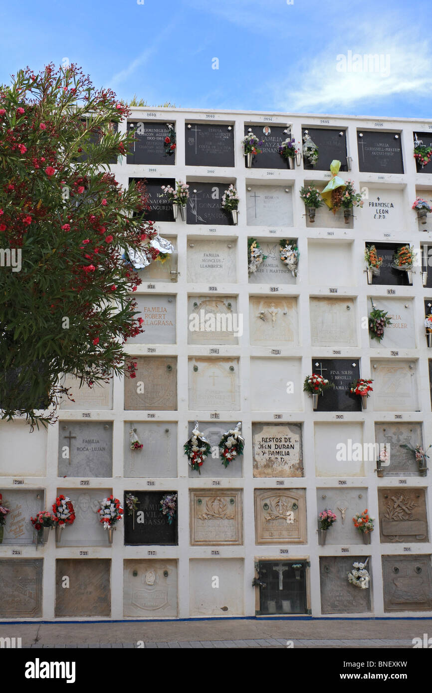 Der Friedhof Sant Sebastia in Sitges, Katalonien, Spanien. Stockfoto
