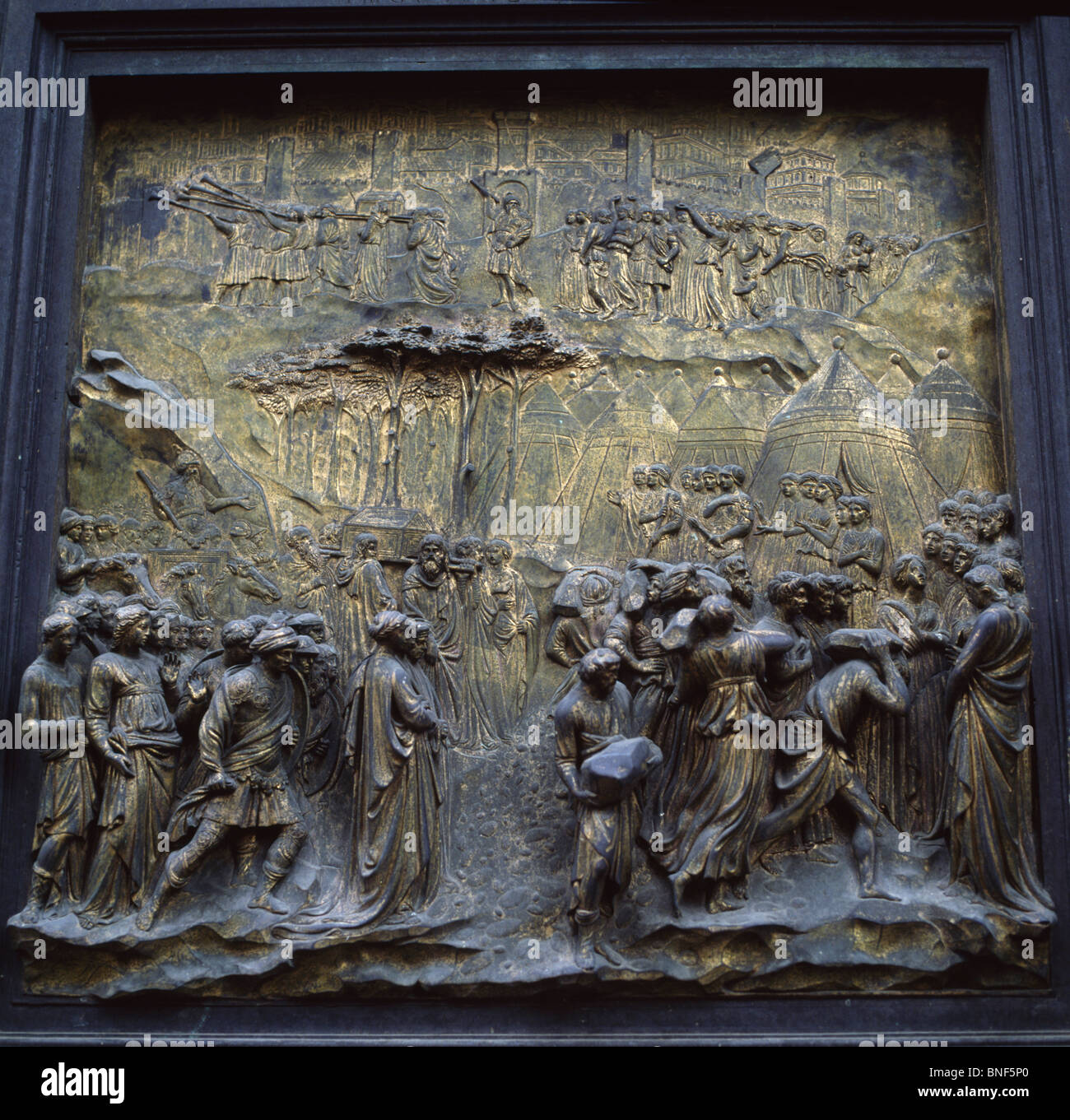 Italien, Florenz, Florenz Baptisterium, Tore des Paradieses - östlichen Türen von Lorenzo Ghiberti (ca. 1378-1455) Stockfoto