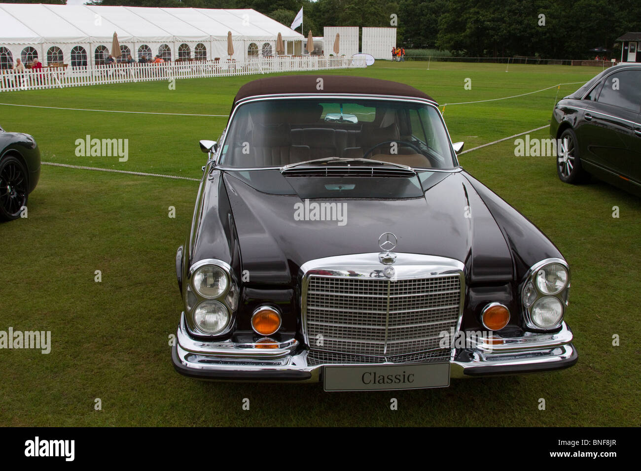 1971 70s Mercedes 280 SE 3,5 Cabriolet Klassische Fahrzeuge AT Cholmondeley Pageant of Power Stockfoto