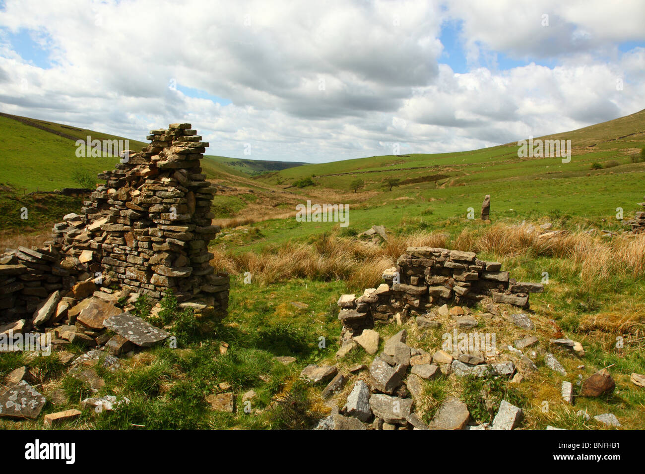 Die Ruinen von Thursbitch, Peak district National Park, Cheshire, England, UK. Stockfoto