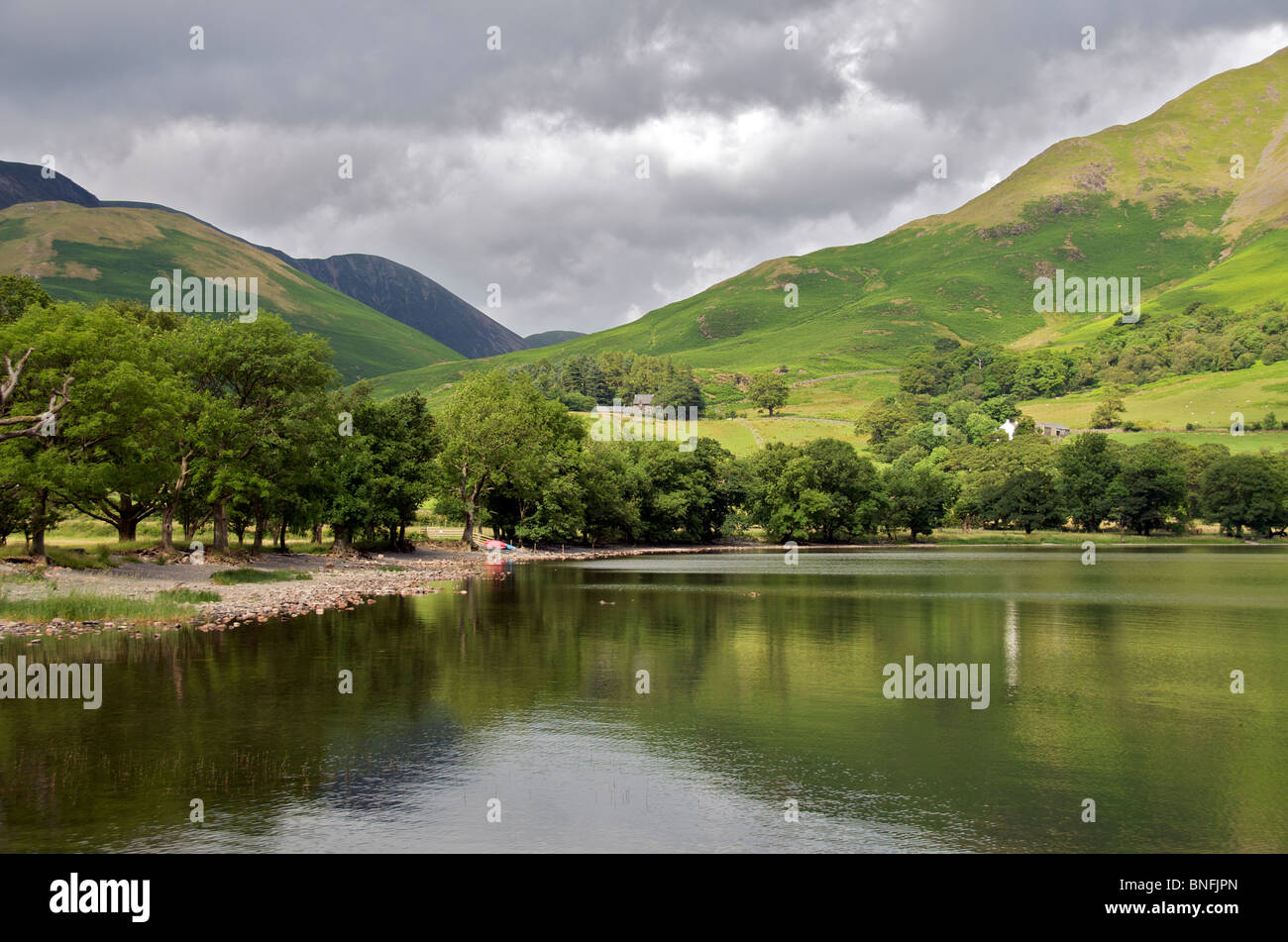 Ackerland Buttermere Seenplatte Cumbria England Stockfoto