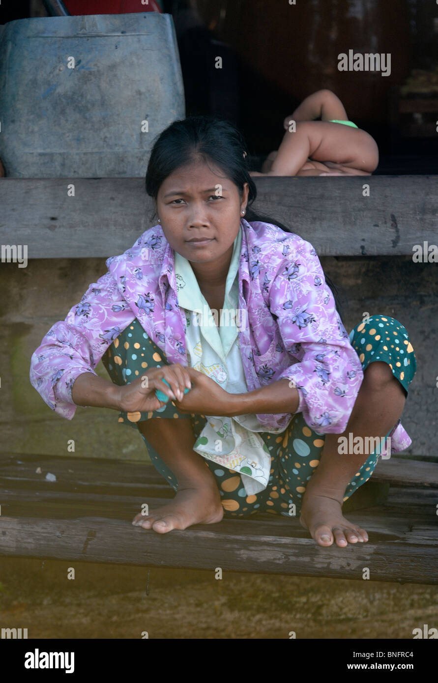 Mutter und Kind, Tonle Sap See, Kambodscha Stockfoto