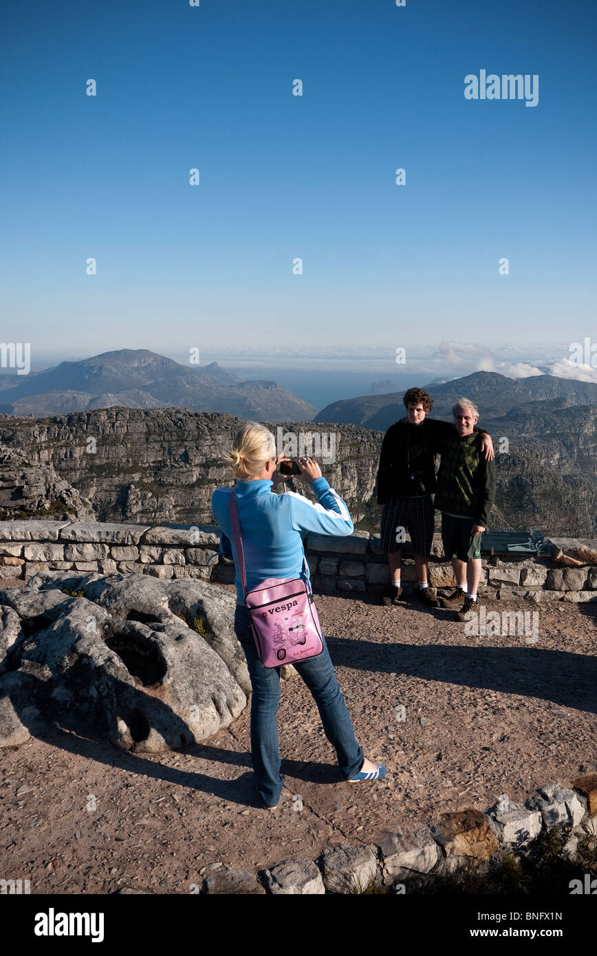 Touristen auf Table-Mountain-Cape Town-Südafrika Stockfoto