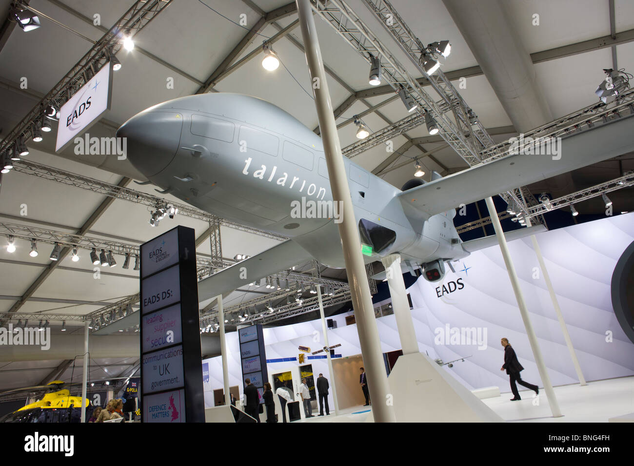 Eine skalierte Modell-Ausstellung von Talarion EADS Gastfreundschaft stehen auf der Farnborough Airshow. Stockfoto