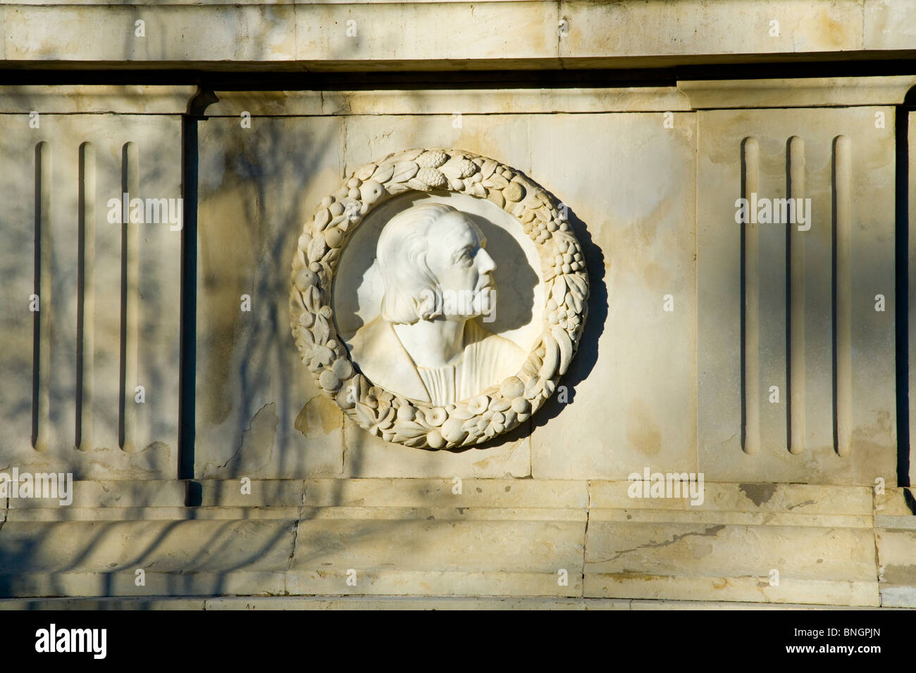 Porträt von Christopher Columbus auf Kolumbus-Denkmal; Jardines de Murillo Park / Botanischer Garten. Sevilla / Sevilla. Spanien Stockfoto