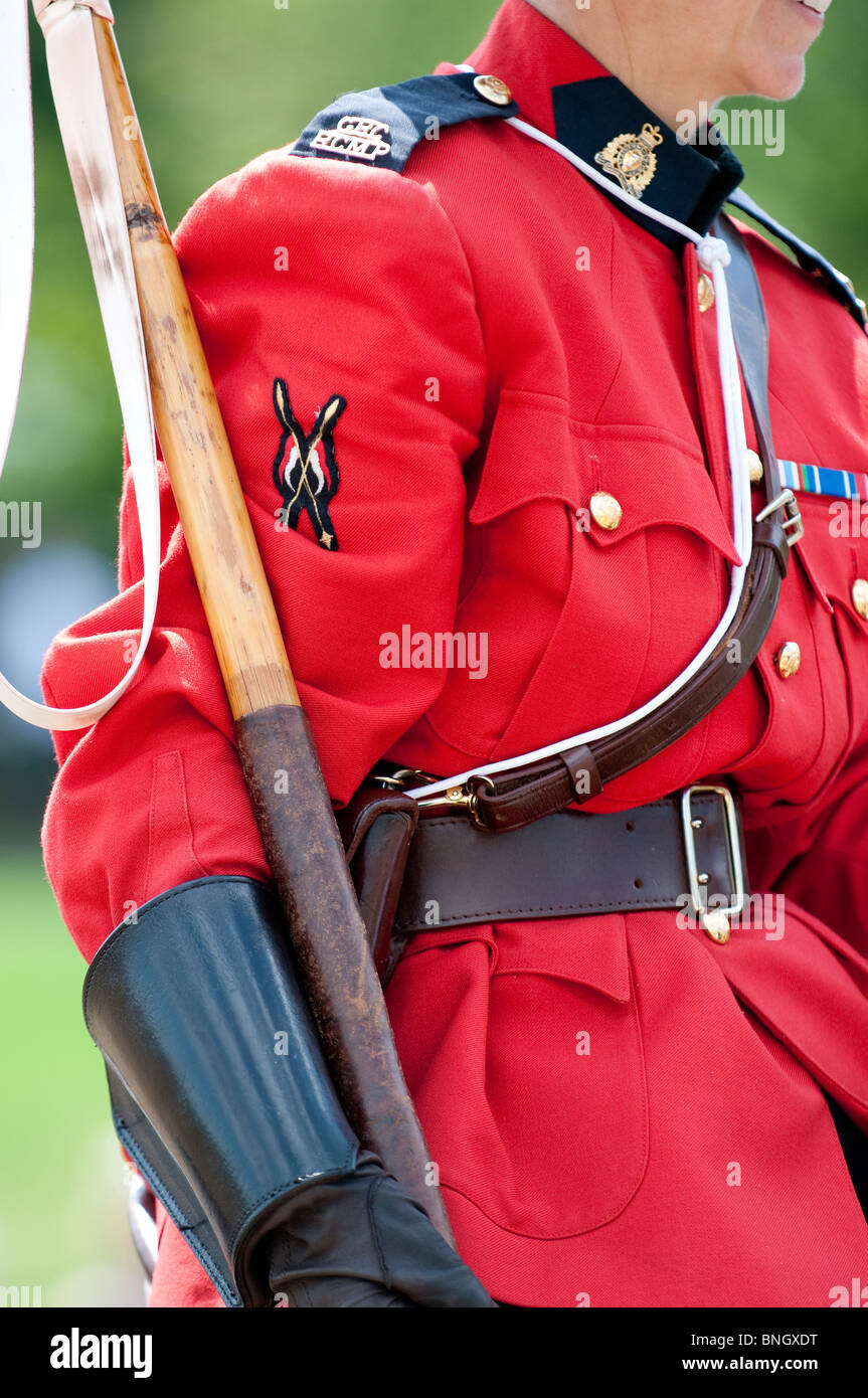 Die Review Bestellung Uniform der Royal Canadian Mounted Police, wie während der musikalischen Fahrt Show getragen Stockfoto