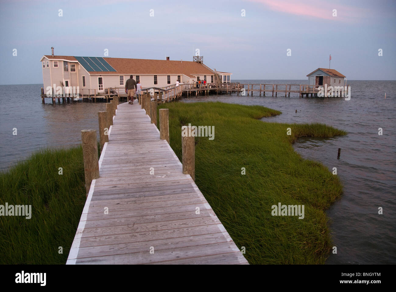 Dock und Lodge, Fox Island Virginia Stockfoto
