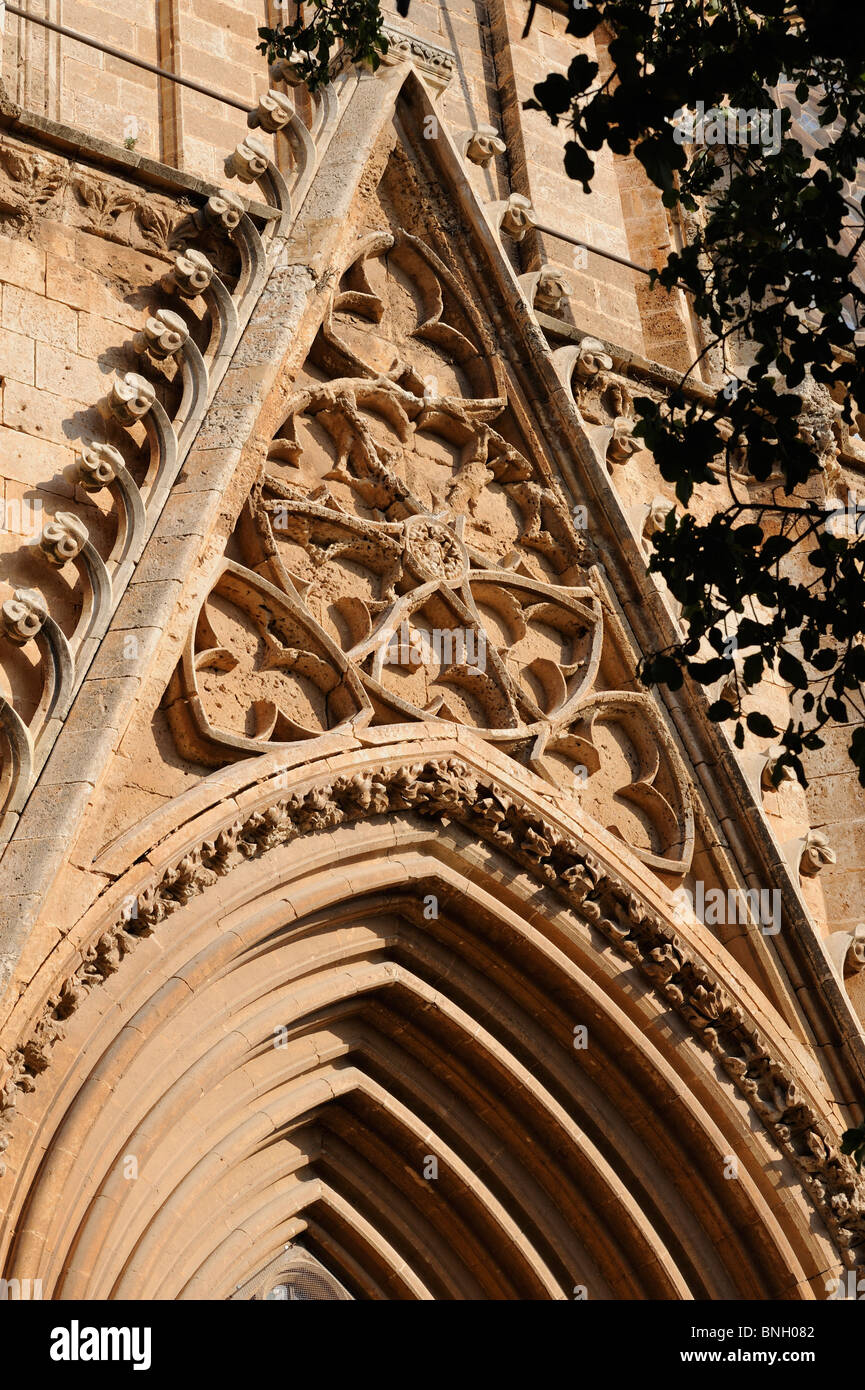 Lala Mustafa Pasha Moschee war früher die Kathedrale Saint Nicolas