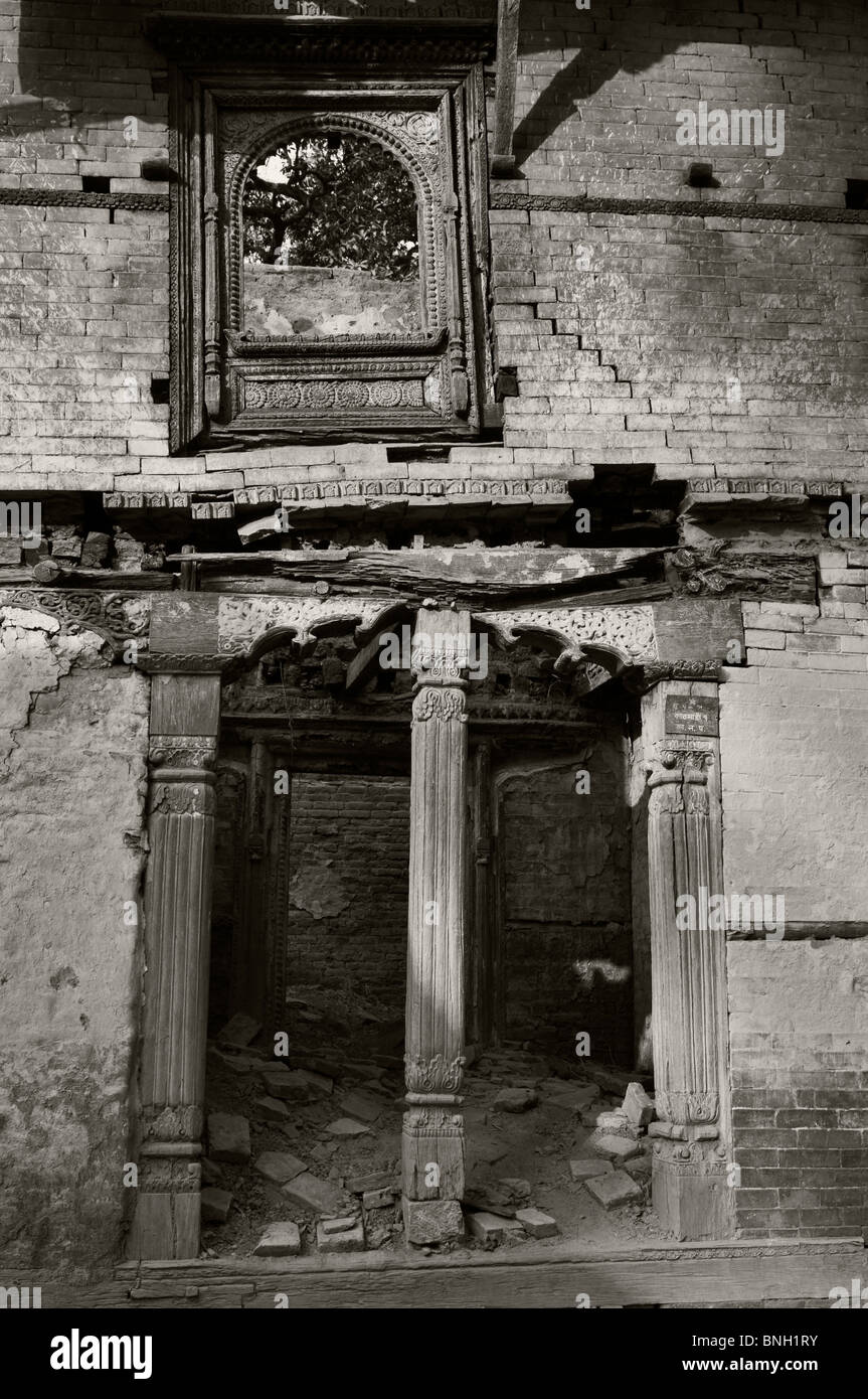 Zerstörten Tür, Pashupatinath Tempel, Kathmandu Stockfoto