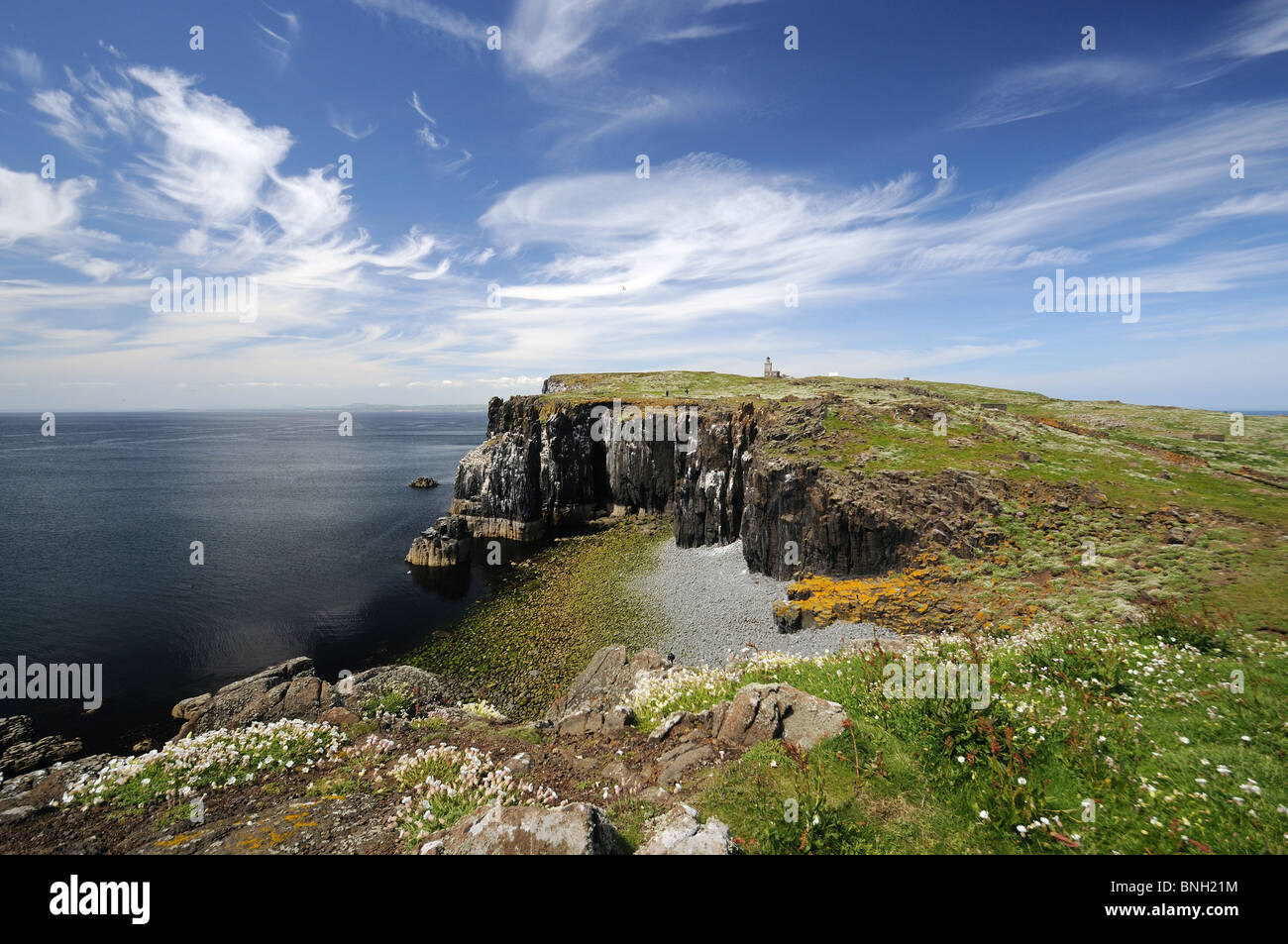 Blick auf den Leuchtturm, der Isle of May, Fife, Schottland Stockfoto