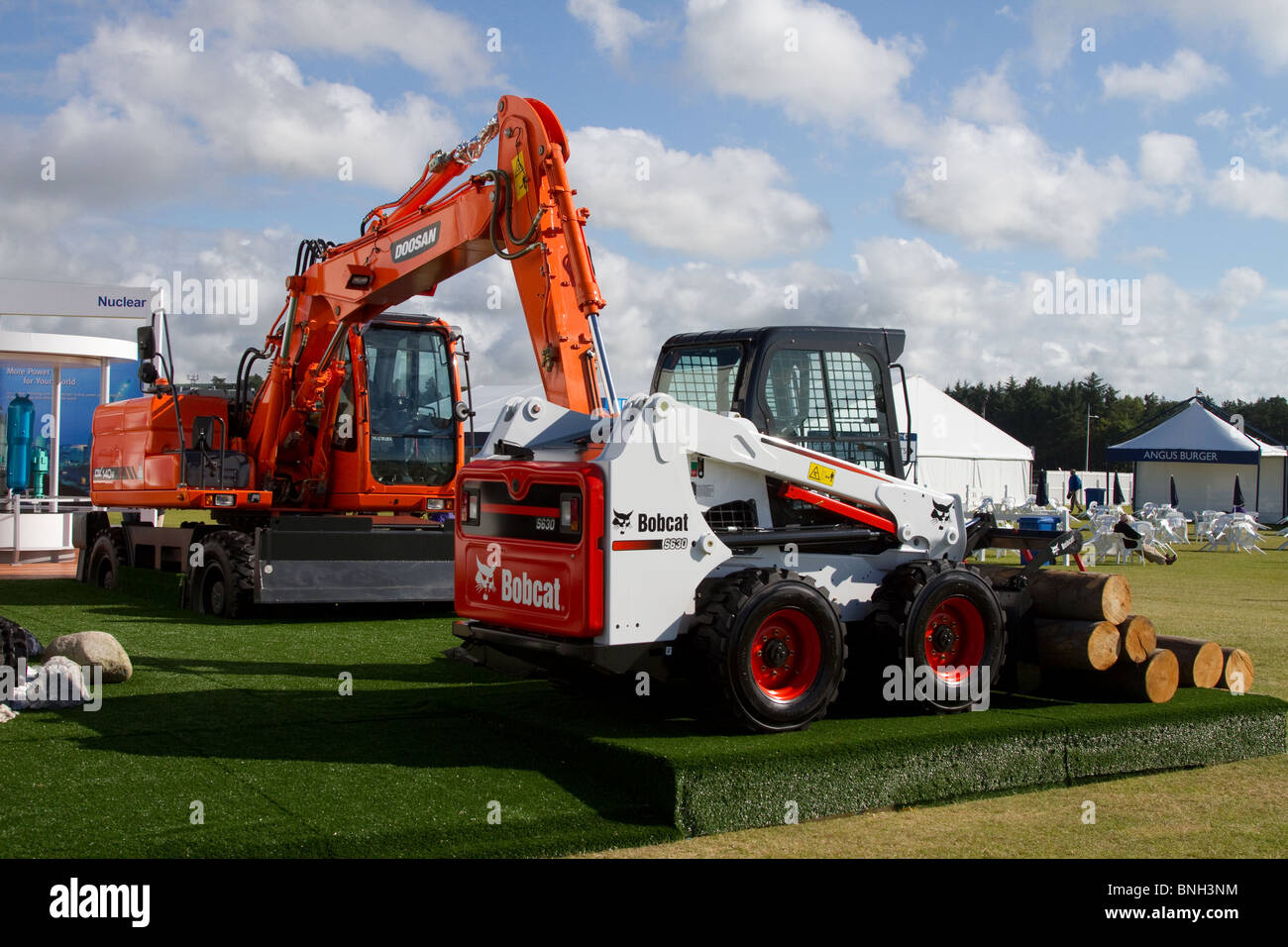 Bobcat-Display an der britischen Open Golf in St. Andrews, Schottland, uk   Juli 2010 Stockfoto