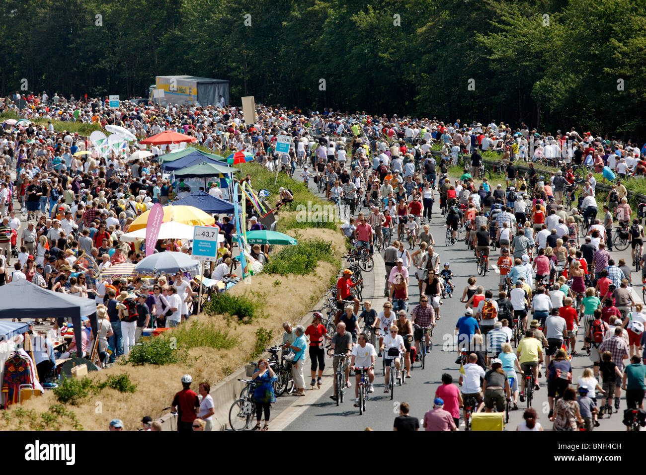 Still-Leben, Schließung der Autobahn A40, für eine 60 KM lange Kulturfestival mit mehr dann 3 Millionen Zuschauer. Ruhr und Umgebung, Deutschland Stockfoto