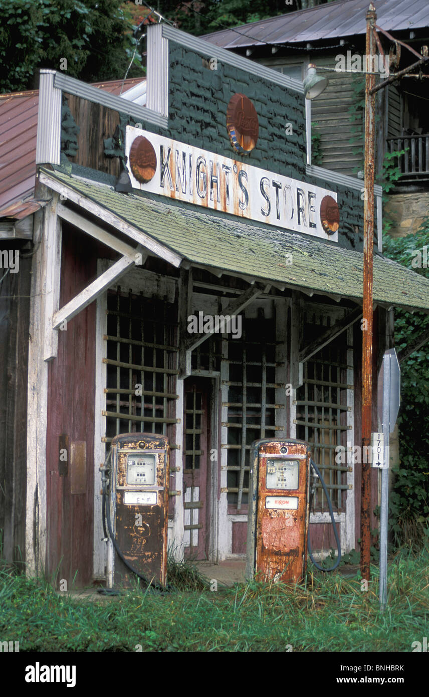 USA Balsam North Carolina Old Store Appalachian Berge verlassener Ladenbau Haus Tankstelle Vereinigte Staaten von Amerika Stockfoto