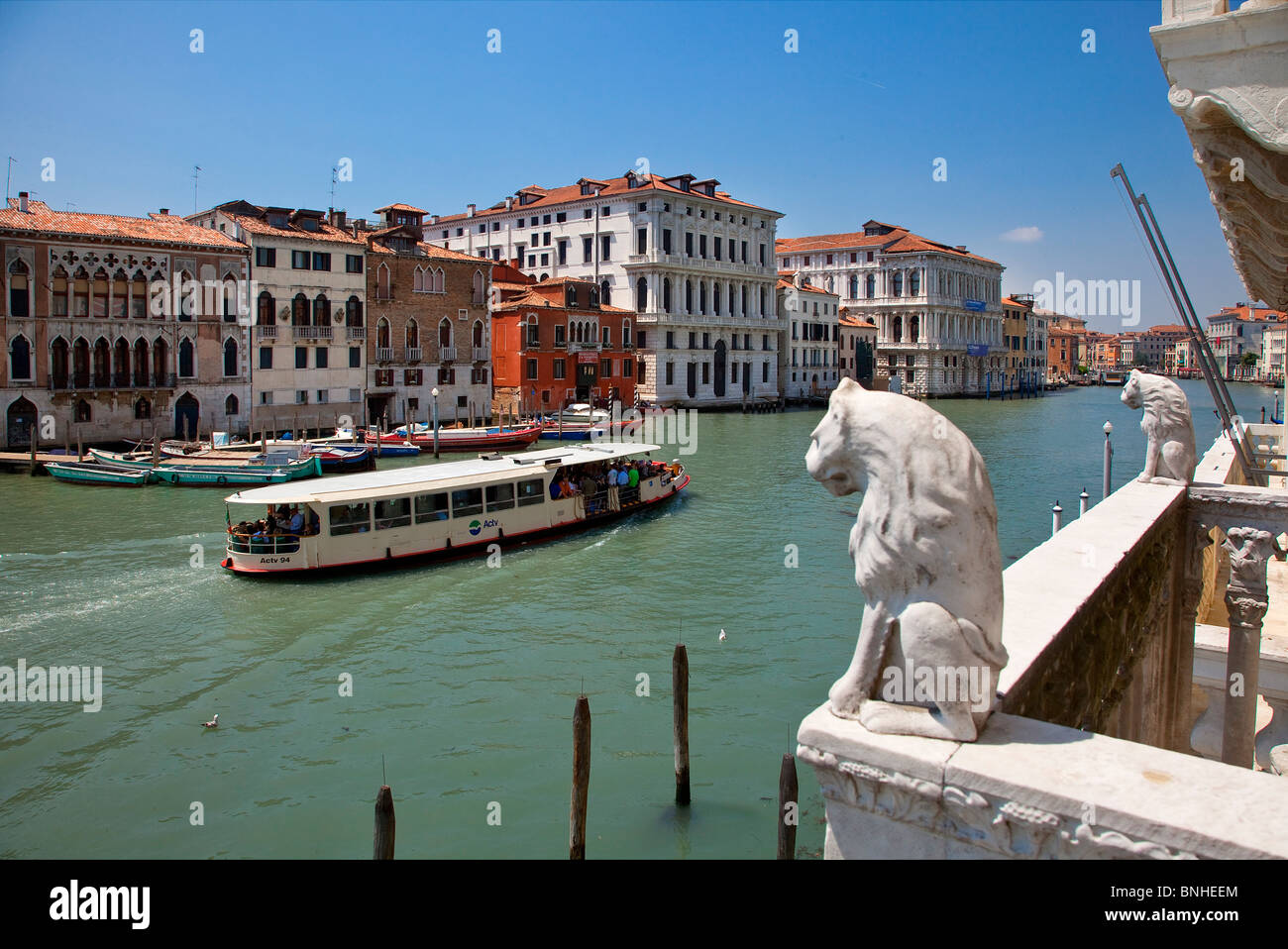 Europa, Italien, Venezia, Venedig, aufgeführt als Weltkulturerbe der UNESCO, The Gothic Grand Canal View von Palast von Ca D'Oro Stockfoto