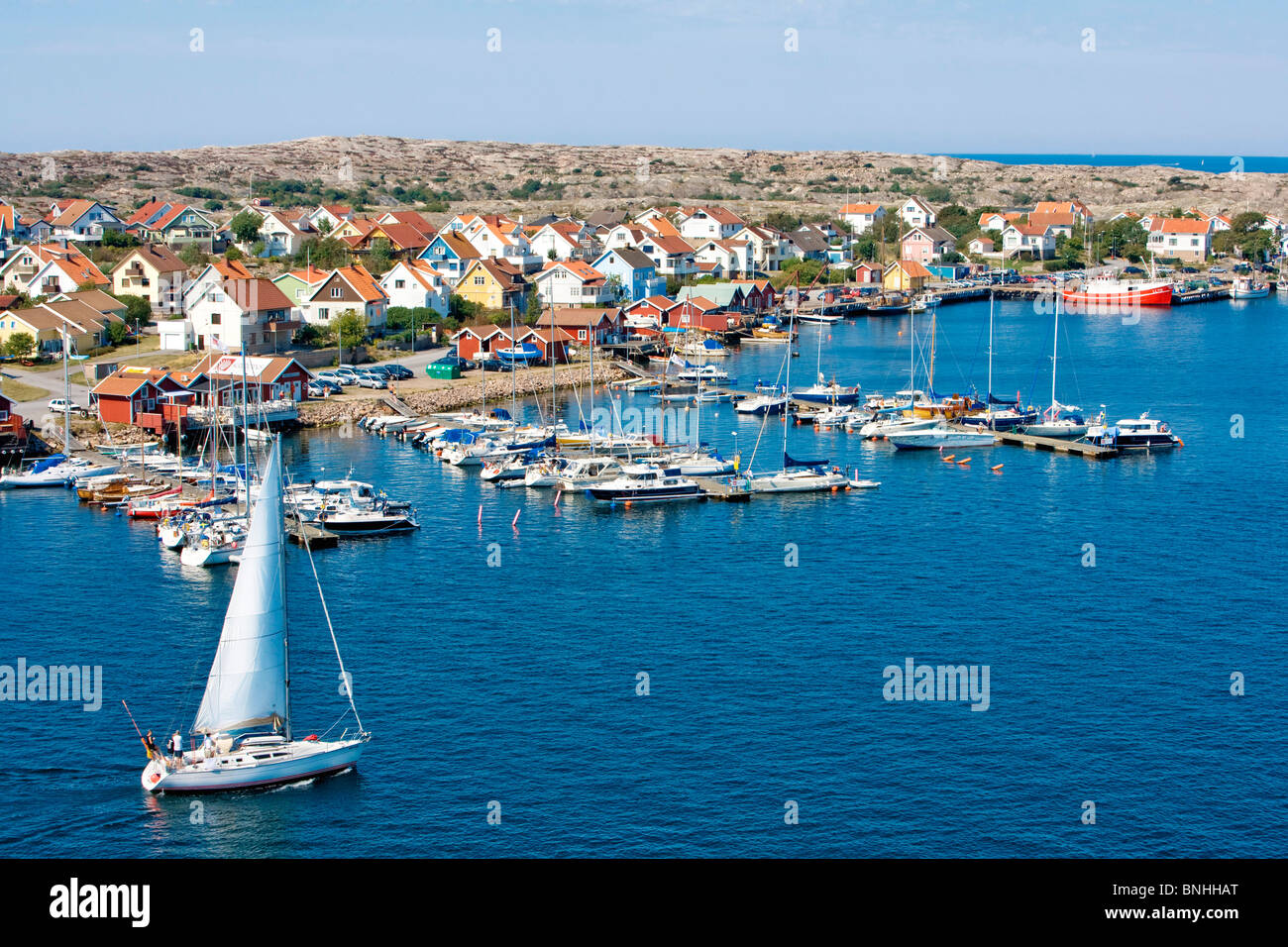 Schweden Smögen Bohuslän Westküste Luftbild Archipel Boot Boote Gebäude Gebäude Küsten Stadt Tag tagsüber Europa Stockfoto