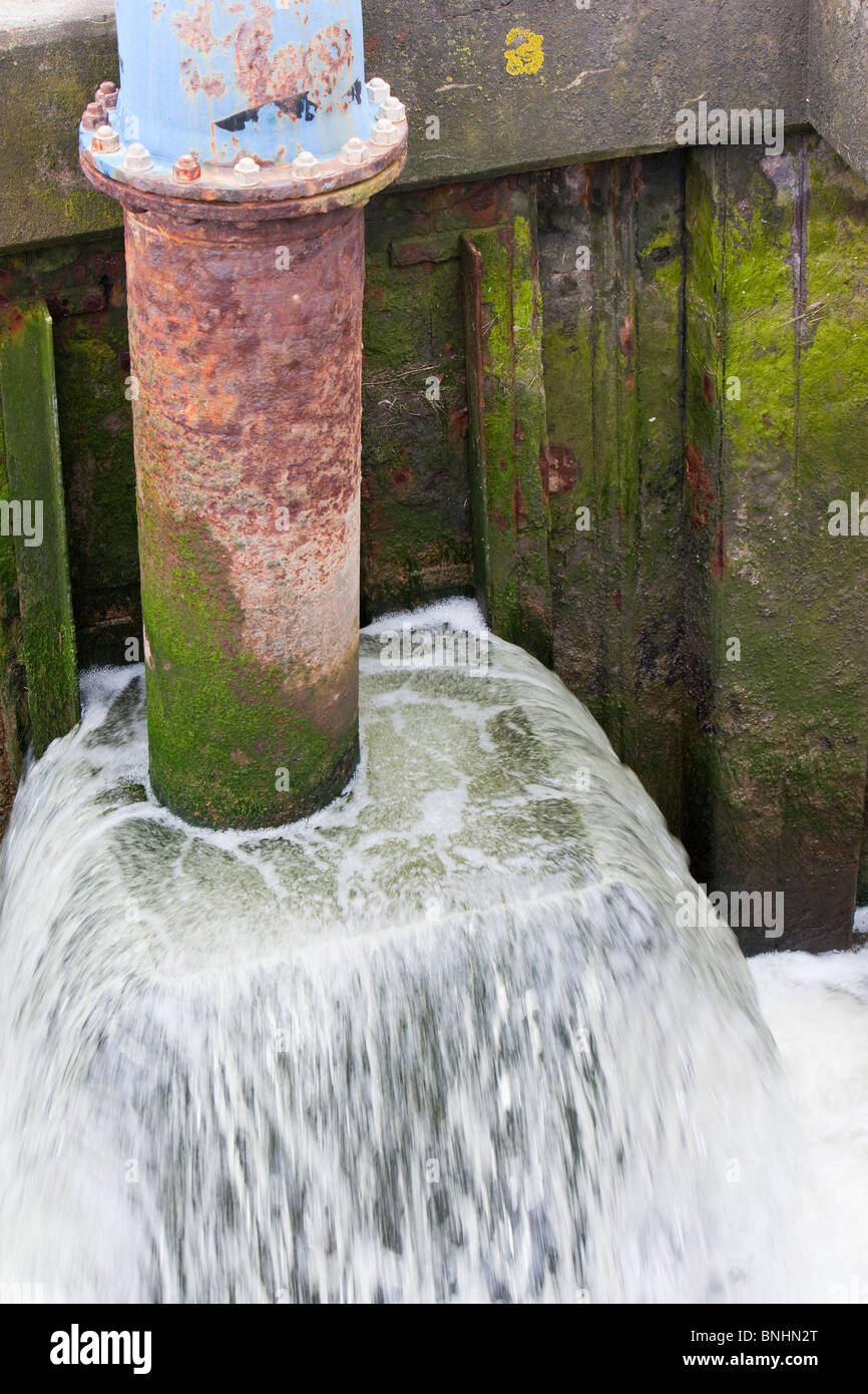 Eine Pumpstation am Talacre auf der Küste von Nordwales. Stockfoto