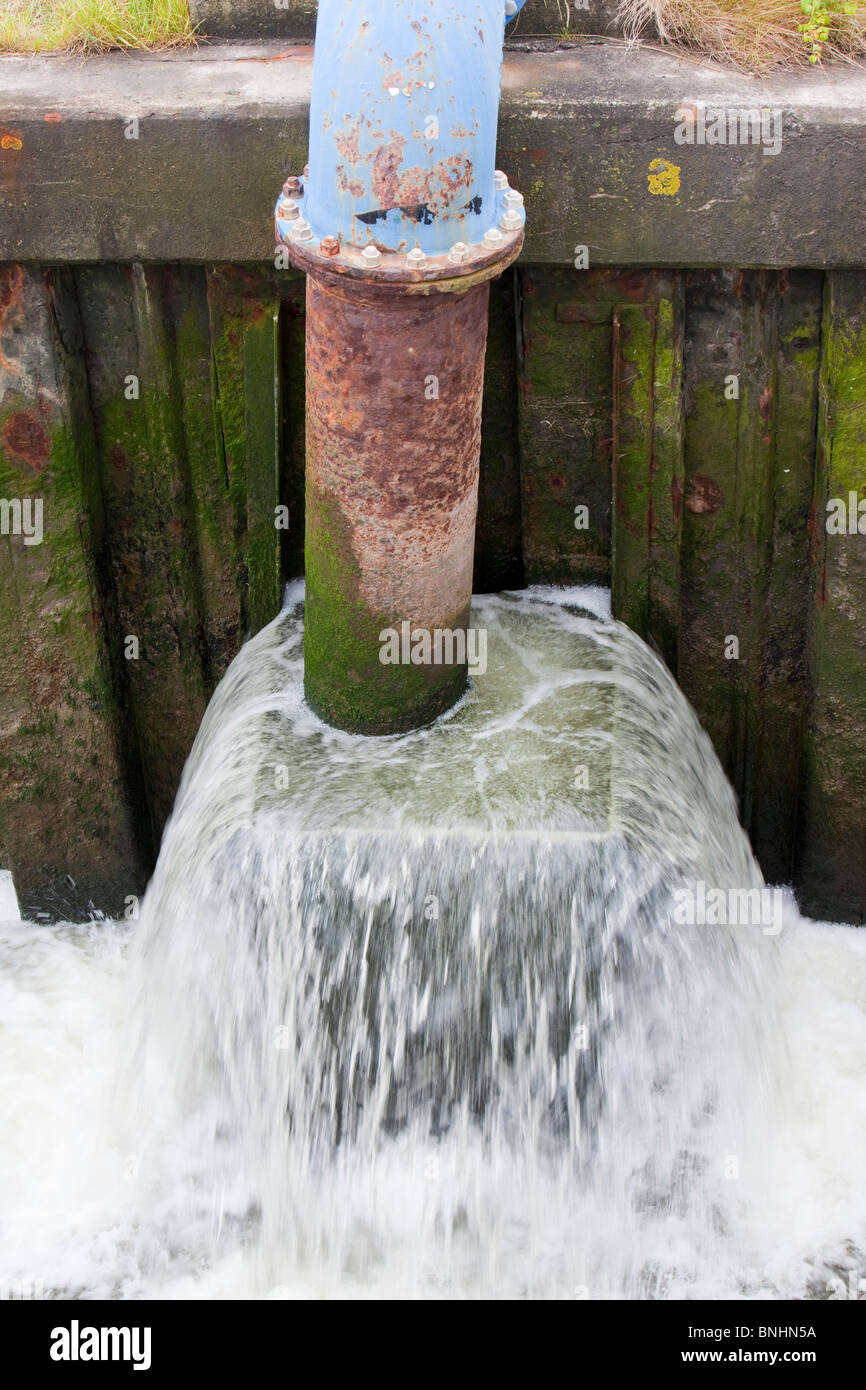 Eine Pumpstation am Talacre auf der Küste von Nordwales. Stockfoto