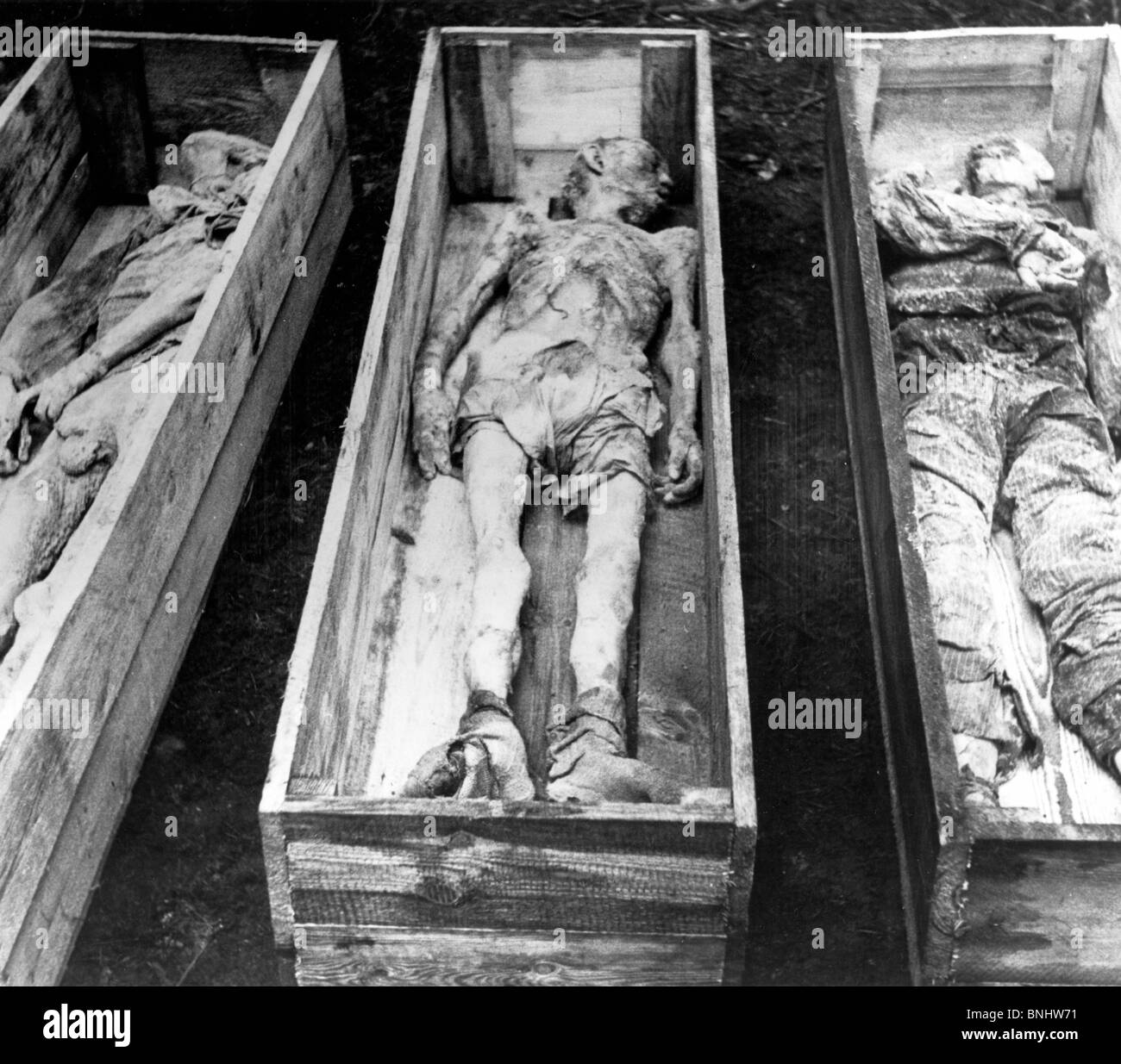 Dem zweiten Weltkrieg Belsen Holocaust Deutschland April 1945 Geschichte historische historische Gefangenen Gefangener Nazi Stockfoto