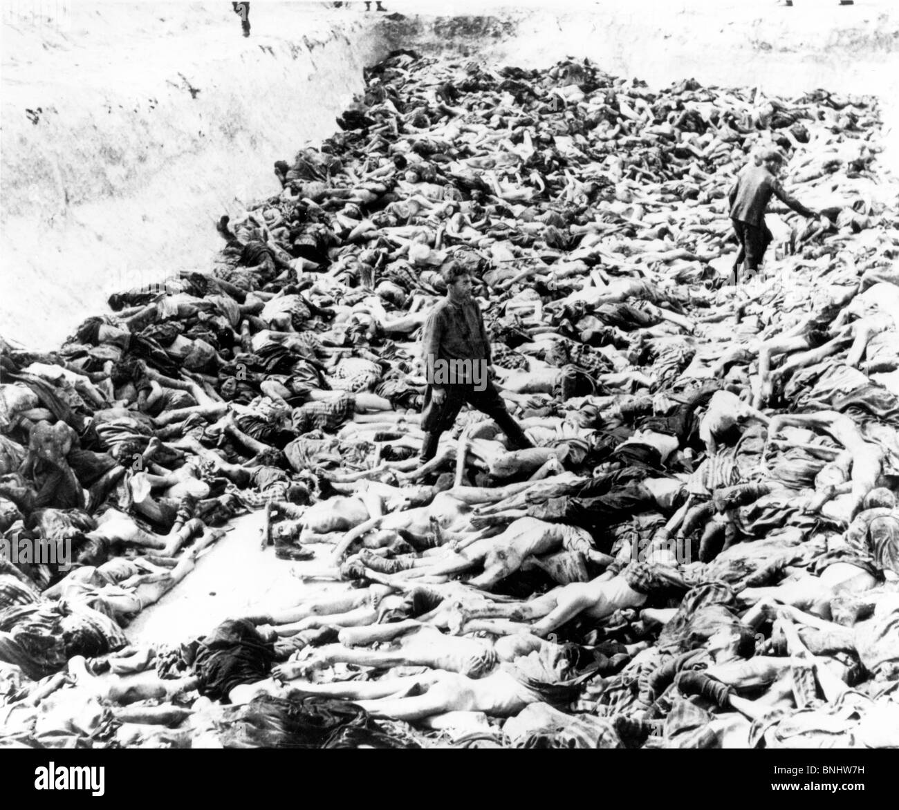 Dem zweiten Weltkrieg Belsen Holocaust Deutschland April 1945 Geschichte historische historische Gefangenen Gefangener Nazi Stockfoto