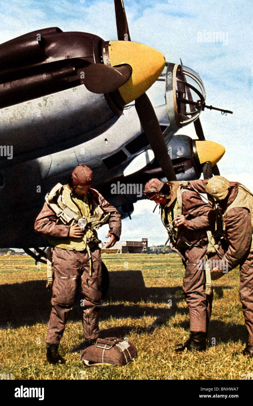 Dem zweiten Weltkrieg Nazi-Deutschland gegen England Großbritannien Luftwaffe pilot Kämpfer Flugzeug Piloten Männer Flugzeug Flugzeug Luftkampf Stockfoto