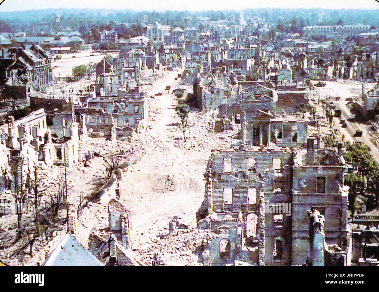 Welt Krieg II Normandie Saint Lo Frankreich Juli 1944 zweiten Weltkrieg WW2 Krieg Militär Armee Geschichte historische Altstadt Stadt Stockfoto