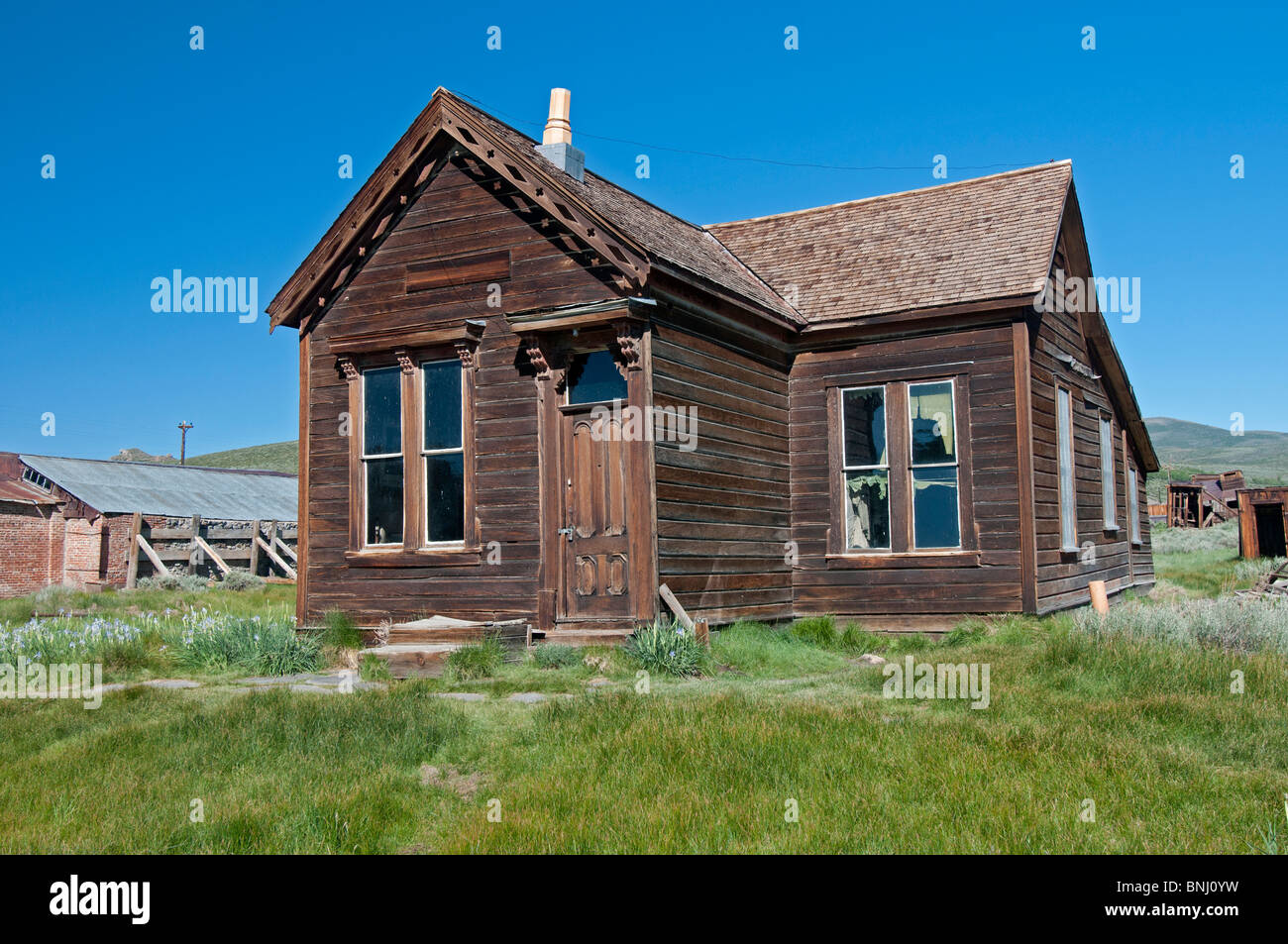 Ein Haus in Bodie State Park, Kalifornien. Sommermorgen. Stockfoto