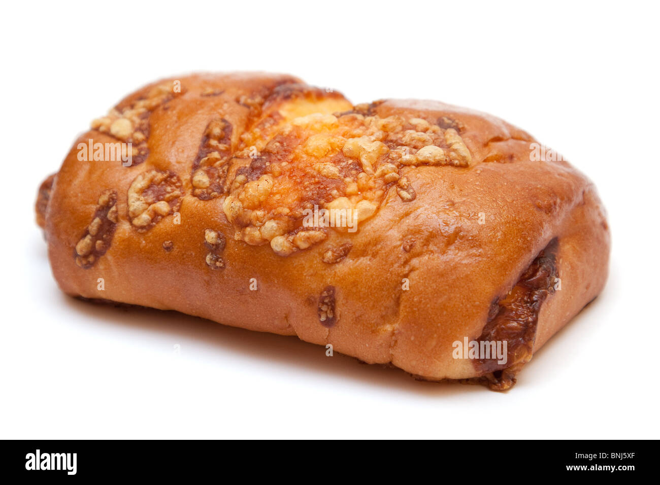 Brötchen mit Käse auf einem weißen Hintergrund isoliert. Stockfoto