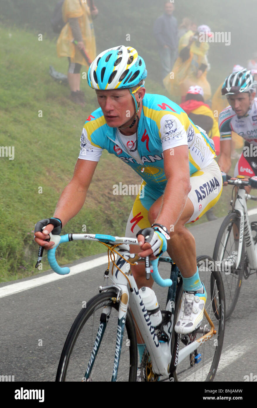 22.07.2010 Tour de France, Alexandre Vinokourov im Wettbewerb auf der 17. Etappe, Col du Tourmalet, französischen Pyrenäen Stockfoto