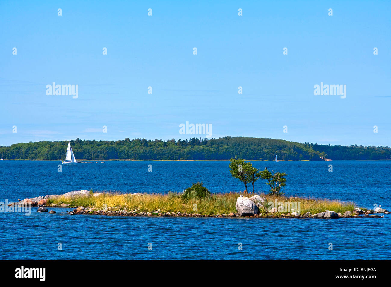 Schweden Stockholm Archipel baltischen Meer Boot Boote blau Europa äußere Insel Inseln Insel Freizeit Navigation im freien Stockfoto