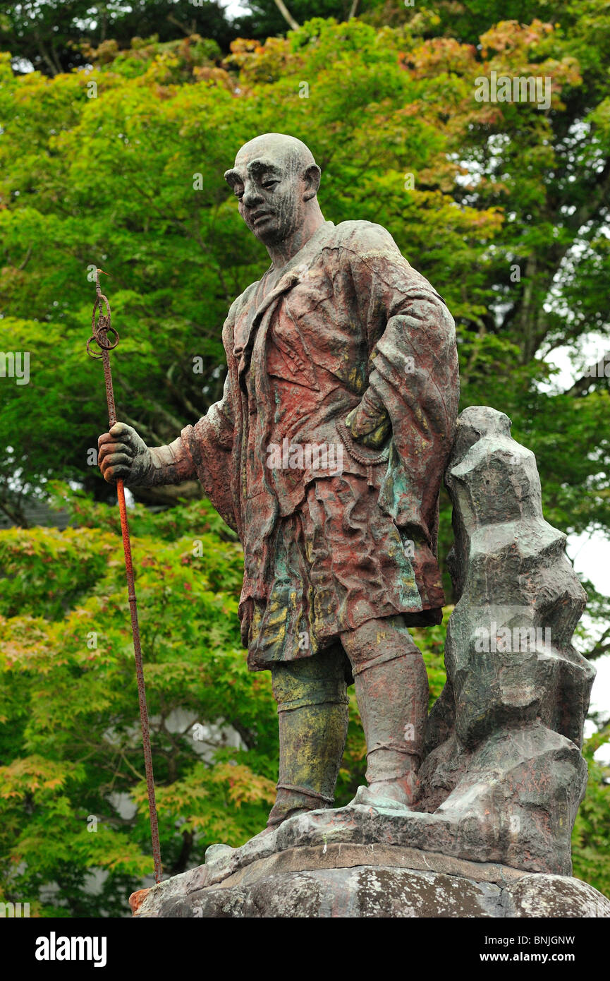 UNESCO-Asien Buddhismus Kultur außen Wald Honshu Japan Mönch Nikko outdoor außen Religion Skulptur Shodo Shonin statue Stockfoto