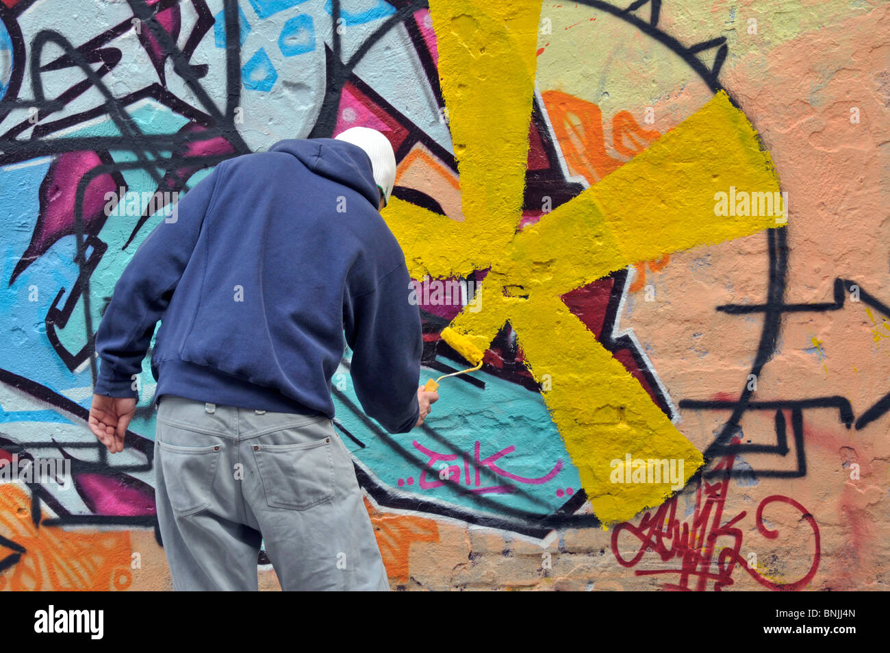 Paint malen Spray Spray Bild Bilder platzieren Bolz Deutsch Deutschland Europa Graffiti Graffiti Maler Graffiti Kunst Fertigkeit Stockfoto