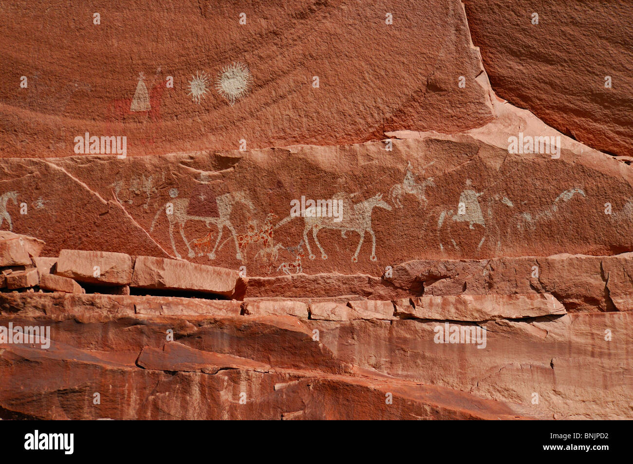 Spanische Reiter Piktogramm Canyon del Muerto Canyon de Chelly National Monument Arizona USA Nordamerika Reisen Stein Stockfoto