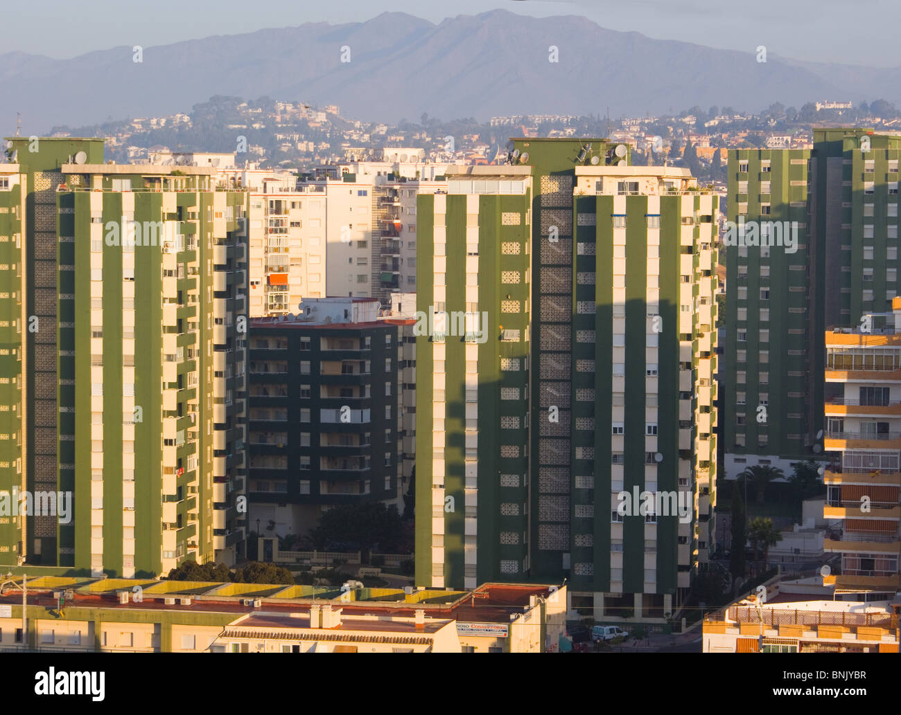 APARTMEMENT Bausteine in Fuengirola, Costa del Sol, Spanien Stockfoto
