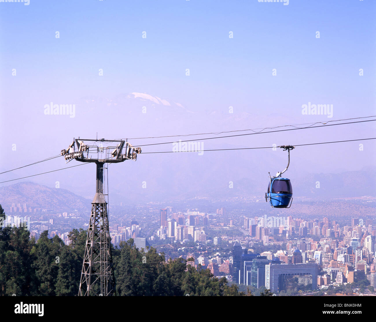 Stadtzentrum mit Seilbahn, Santiago, Provinz Santiago, Chile Stockfoto