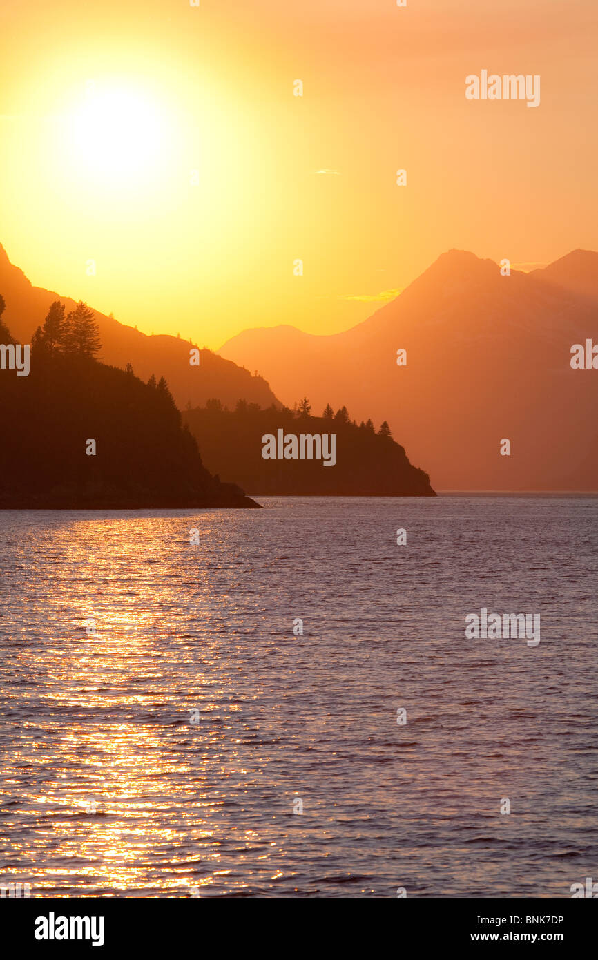 USA Alaska Glacier Bay Nationalpark, blaue Maus Cove, Sonnenuntergang Stockfoto