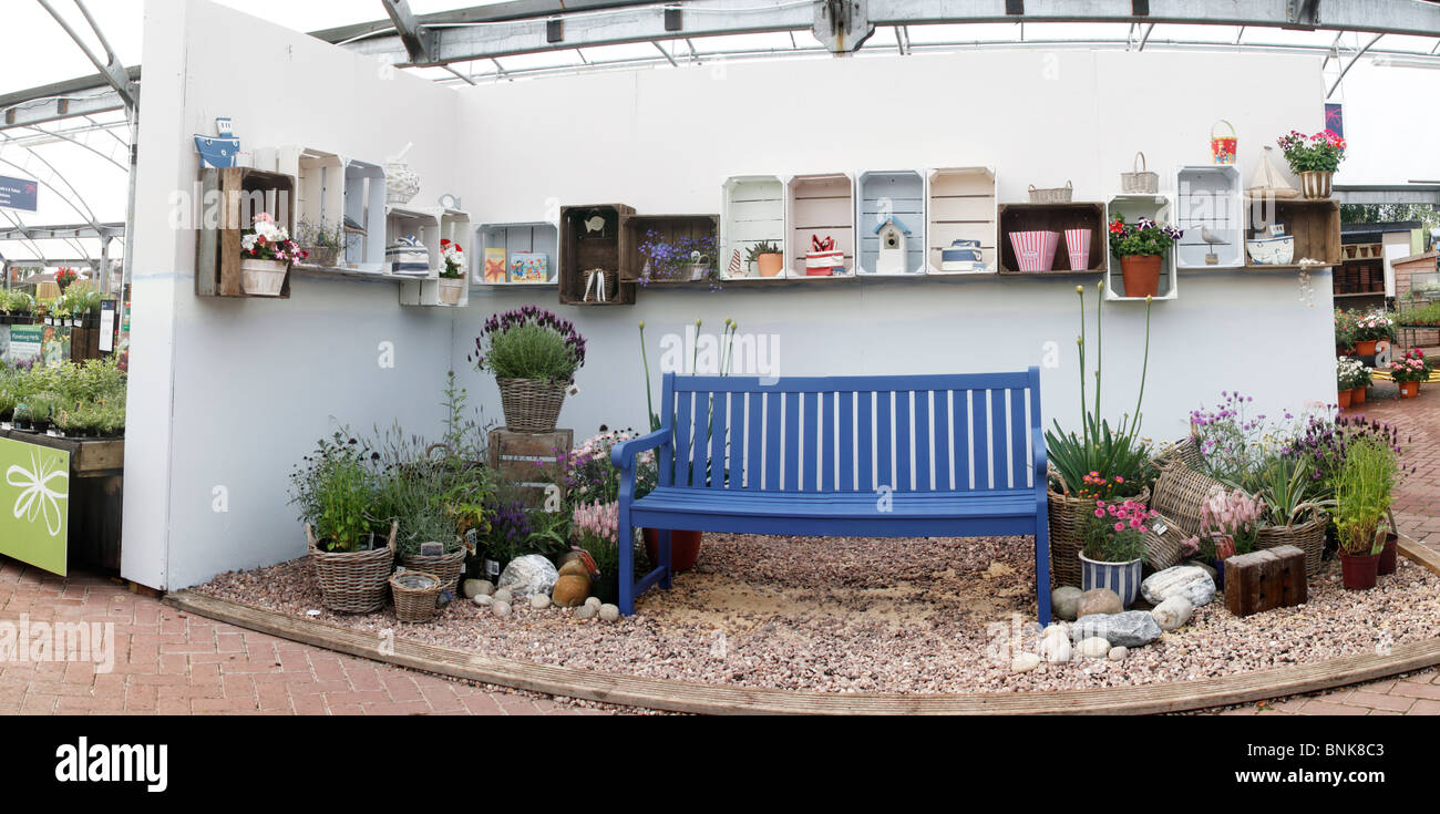 Display in der Mitte des Gartens erstellt. Genähte Bild Stockfoto