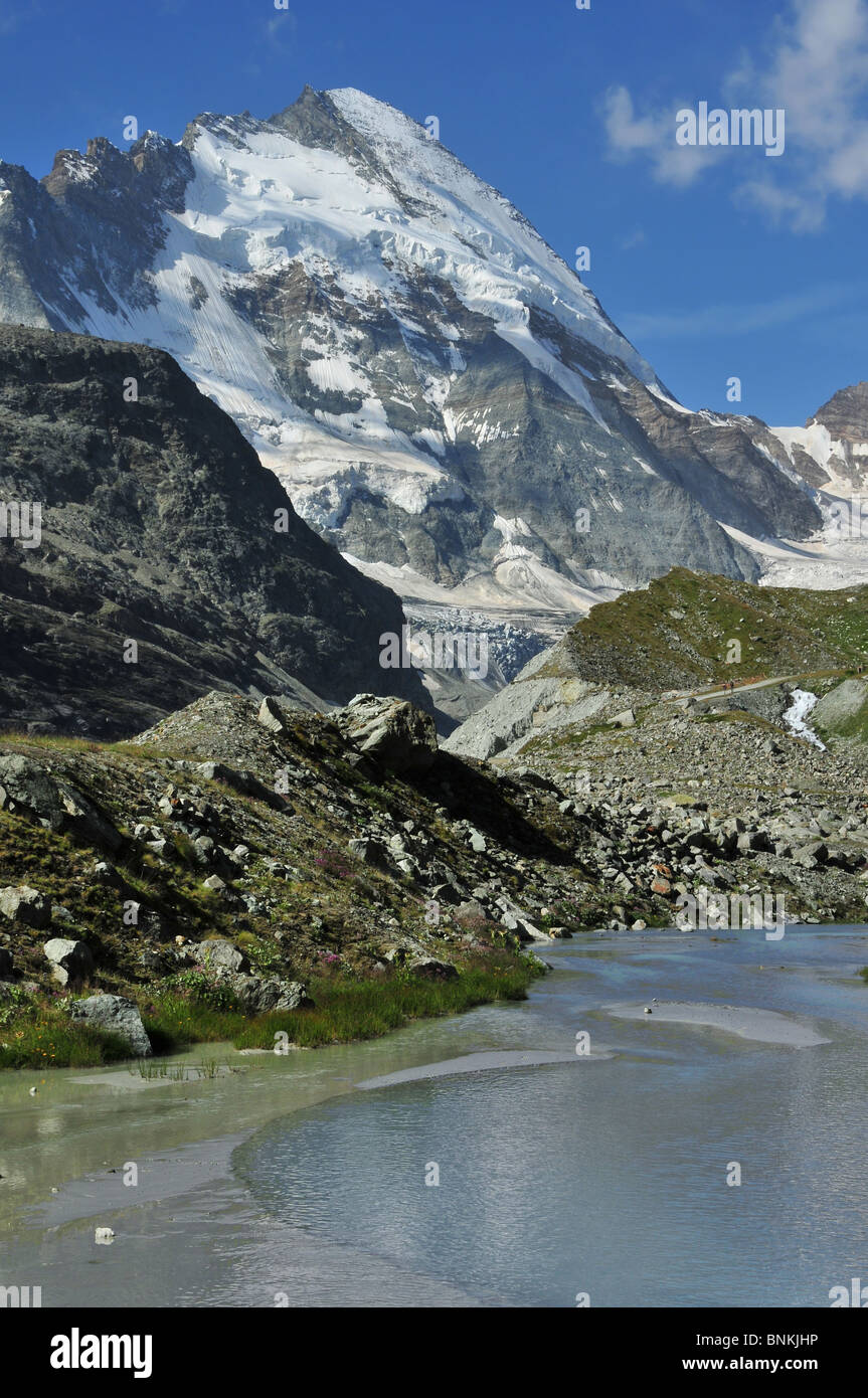 Schweiz-Wallis Pass Gebirgspass Col Dellen Rock Cliff Eis Gletscherschnee peitschte Route Alpen Swiss Switzerland Lücken Stockfoto