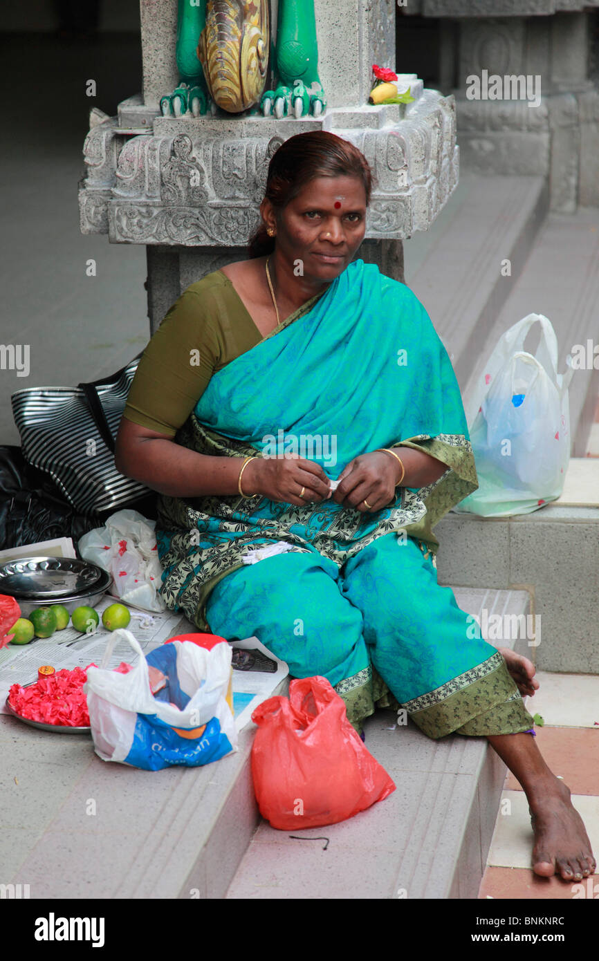 Singapur, hindu-Frau in einem Tempel, Stockfoto