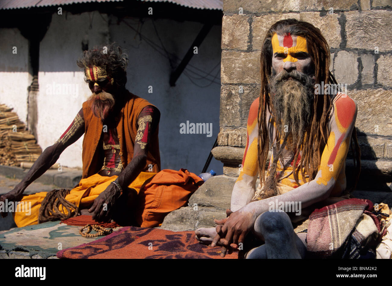 Sadhus Pashupatinath Tempel Katmandu Tal Nepal der UNESCO Reisen Tourismus Religion Hinduismus Mönch Tradition babas Stockfoto