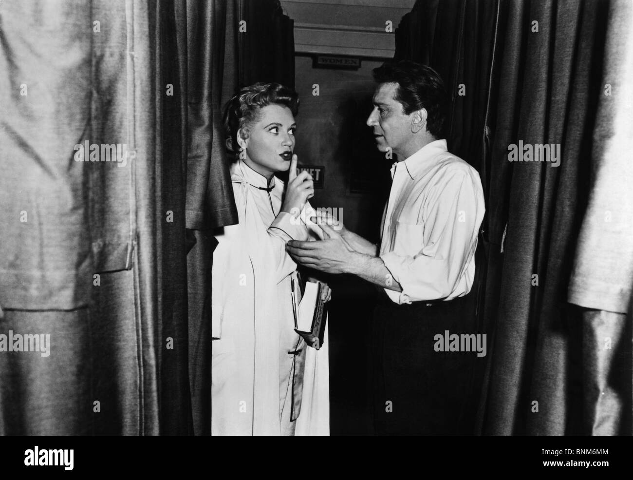 VOLLER LEBEN (1956) RICHARD CONTE, JUDY HOLLIDAY RICHARD QUINE (DIR) 004 MOVIESTORE SAMMLUNG LTD Stockfoto