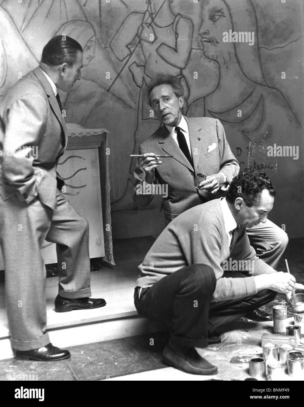 Jean cocteau painting SchwarzweißStockfotos und bilder Alamy