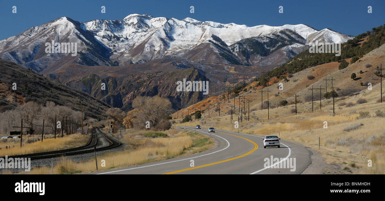 Autobahn 6 Autobahn Route Autoverkehr Berg Nebo Schneelandschaft in der Nähe von Spanish Fork Utah USA Nordamerika Stockfoto