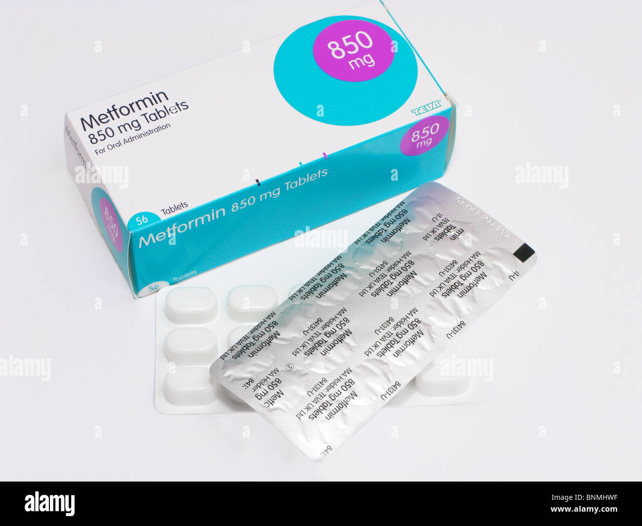 Metformin Tabletten zur Behandlung von Diabetes durch das Niveau des Zuckers im Blut regulieren Stockfoto