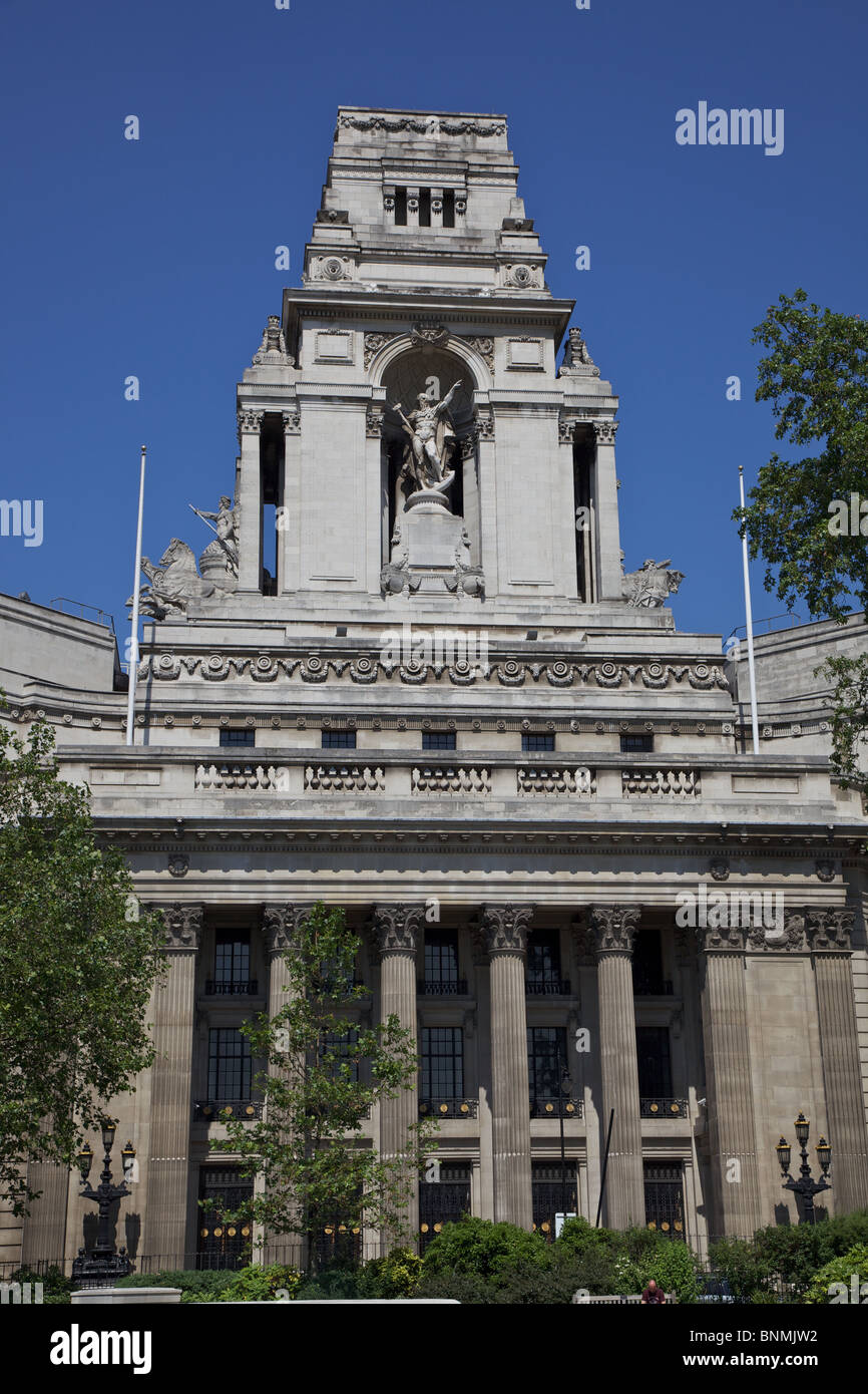 10 Trinity Square, entworfen von Sir Edwin Cooper, entstand zwischen 1915 und 1922, London Stockfoto